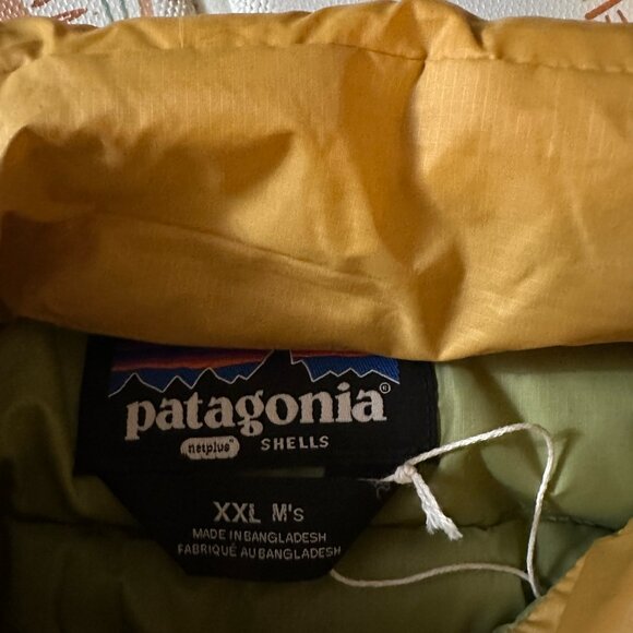 New $279 Patagonia Men's 2XL Down Sweater Full Zip Puffer Jacket Pufferfish Gold - Picture 9 of 9
